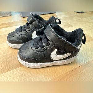 Toddler Nike size 4C